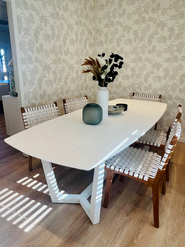 Lumi Dining Table